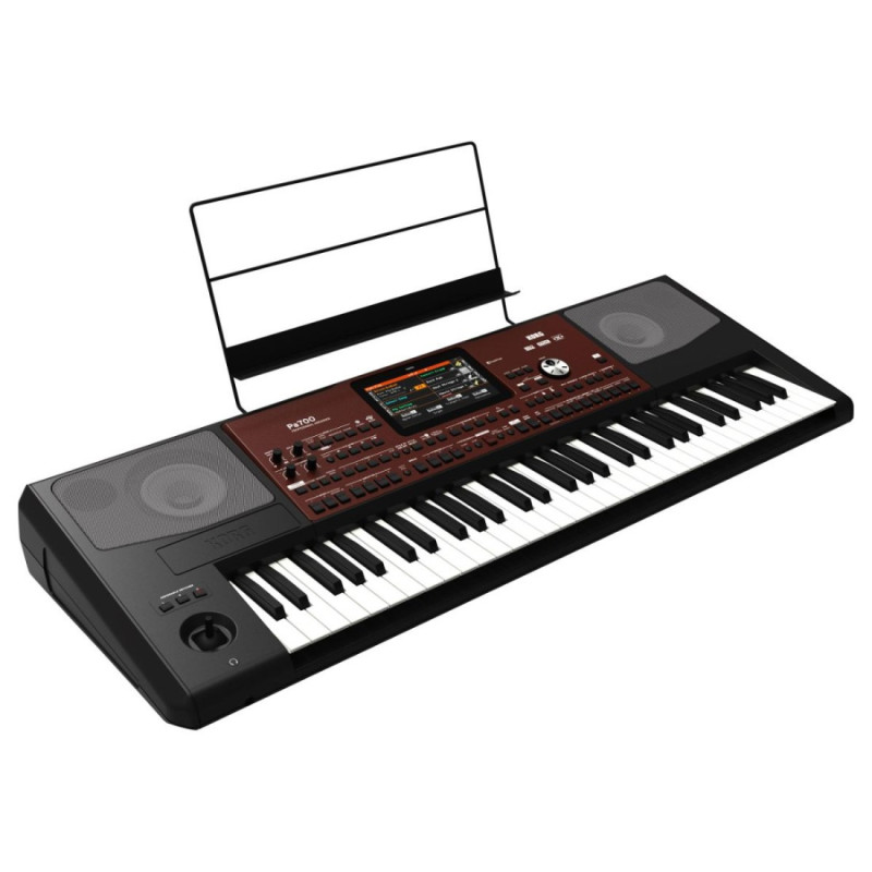 Korg Pa700