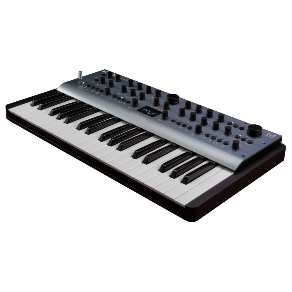 Sintetizador Modal Argon8 angle