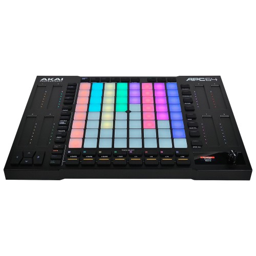 Superfície de Control MIDI/Secuenciador Akai APC64 perspective