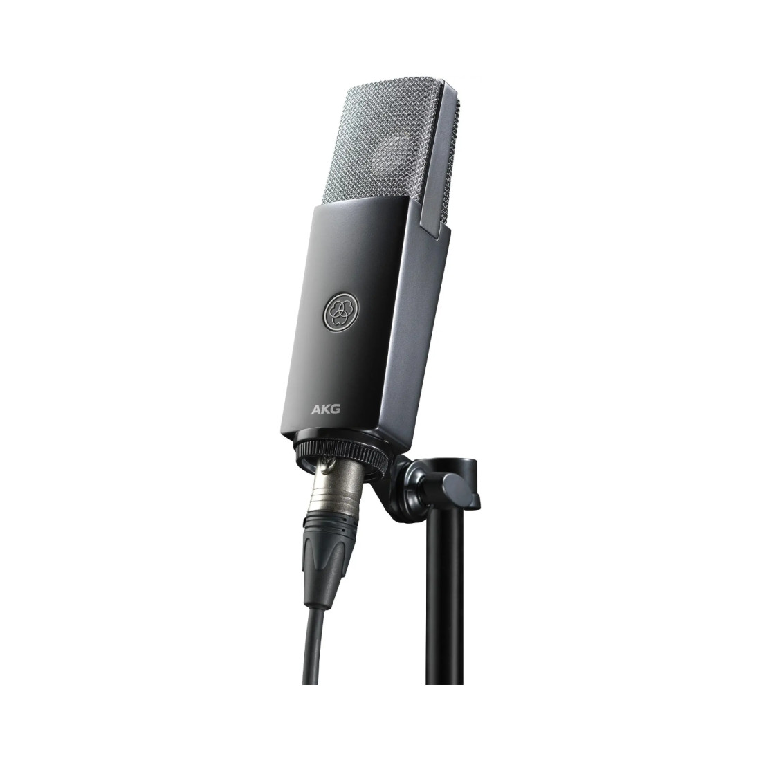 AKG C104