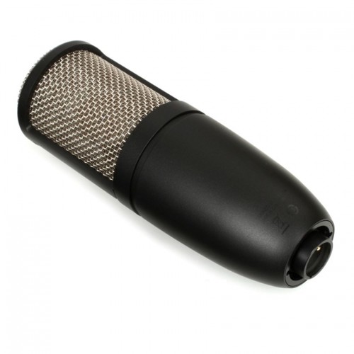  Micrófono de Condensador Estudio AKG P220 rear-angle