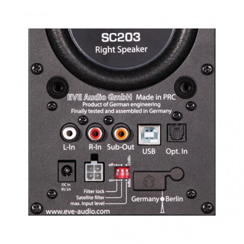  Monitores de Estudio Activos EVE Audio SC203 rear-panel-active-unit