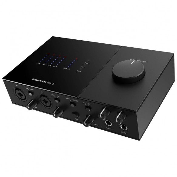  Interface Audio por USB Native Instruments Komplete Audio 6 MKII angle2