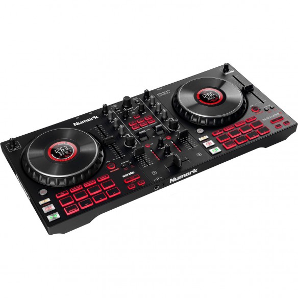 Controlador DJ 2 Canales Numark Mixtrack Platinum FX angle