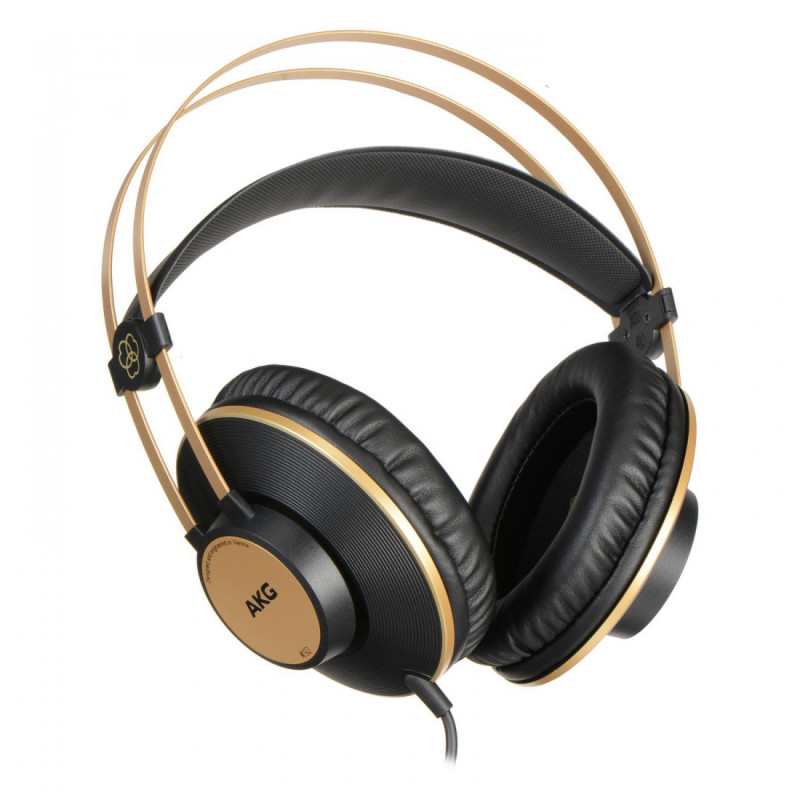 AKG K92