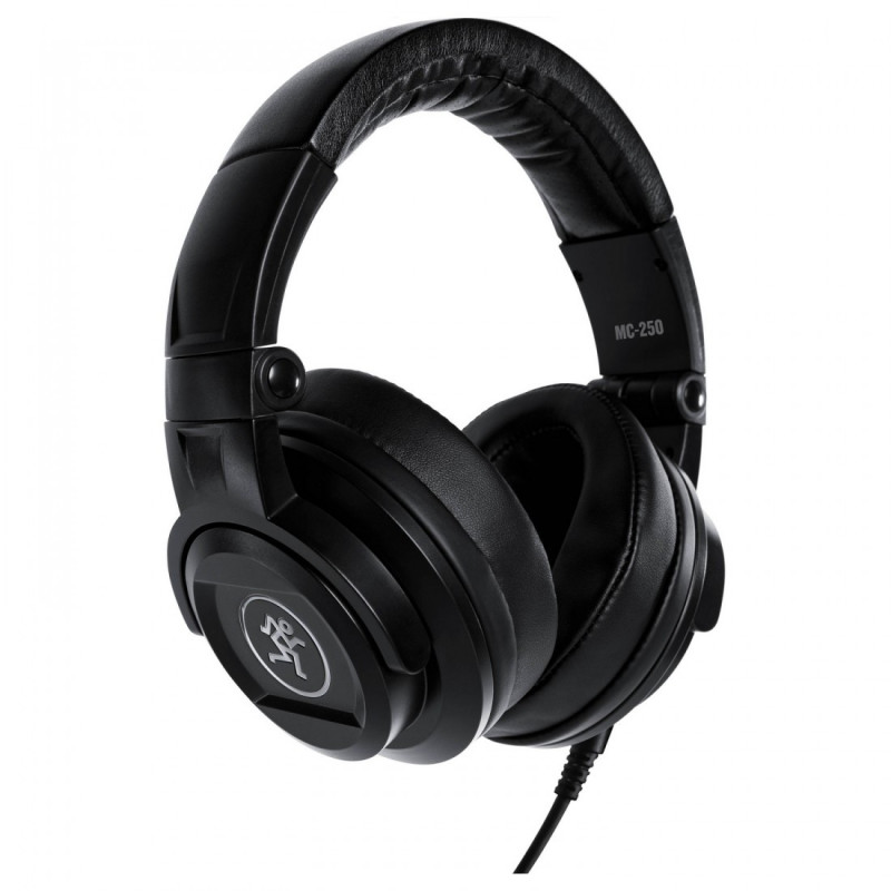 Mackie MC-250