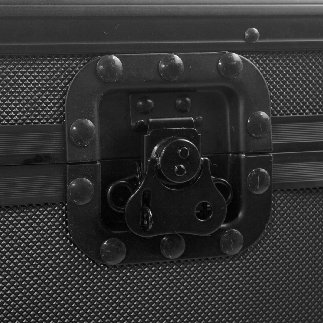 UDG Ultimate Pick Foam Flight Case Multi Format S Black